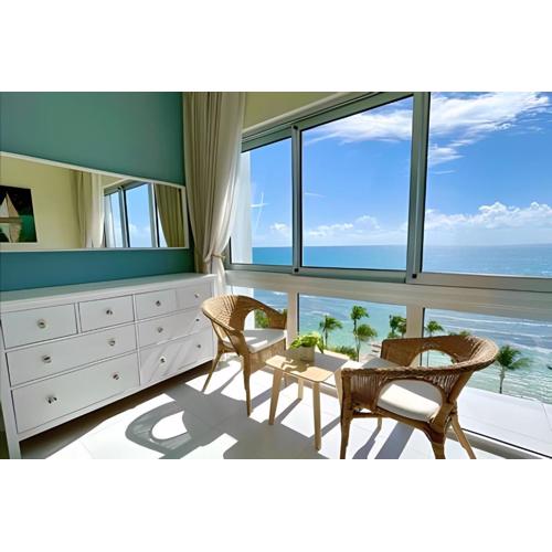 Caribbean OceanView 1Bdrm Beachfront Apartment