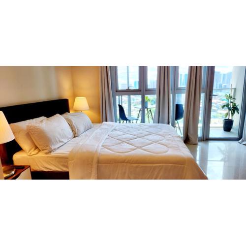 Casa Antonio At Uptown Parksuites Two