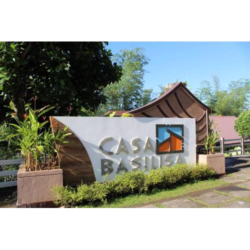 Casa Basilisa Hotel & Resort