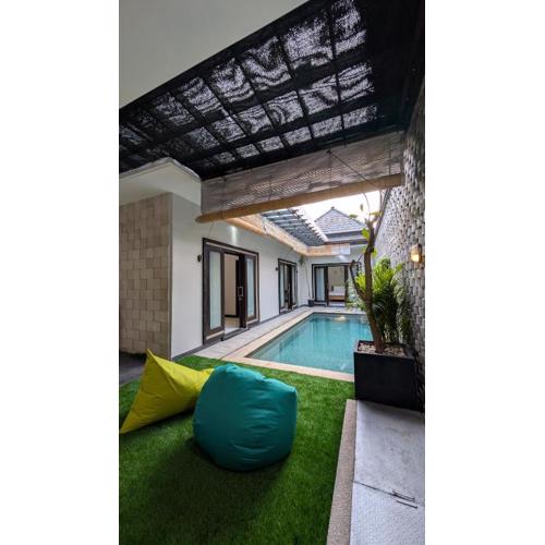 Casa Calma by Moo, Spacious 3BR Villa with Private Pool in Seminyak Bali