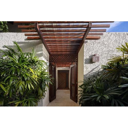 Casa de Campo Tenis Villa 16