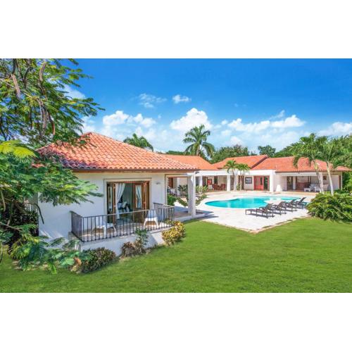 Casa de Campo villa – Luxurious villa up to 12 people with pool jacuzzi golf