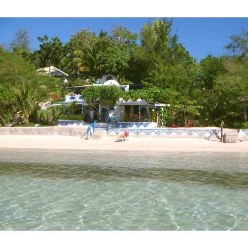 Casa de la Playa Beach Resort