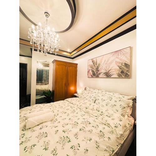 Casa de Nuevo Comfy, Central and Netflix