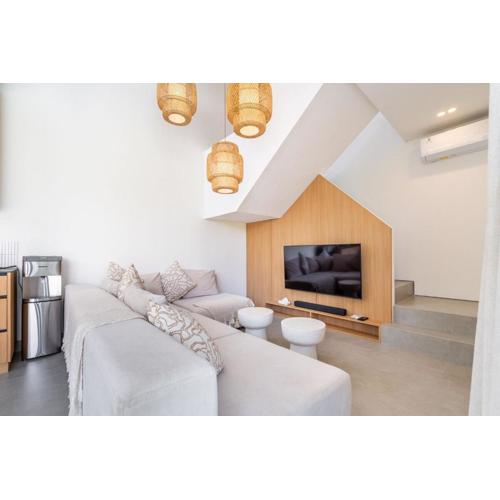 Casa de Stella - New 2BR Luxury retreat Canggu