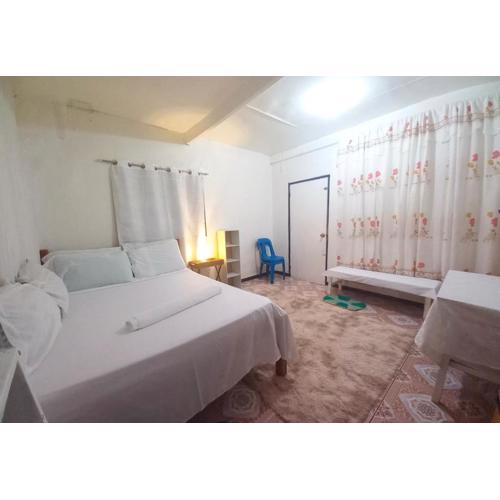 Casa de Viajeros 600mbps spacious 5 minutes to the beach