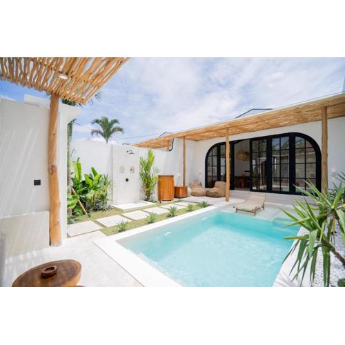 Casa del Cielo - 2BR Ice Bath Villa - Kedungu