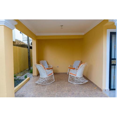 Casa familiar acogedora en zona residencial