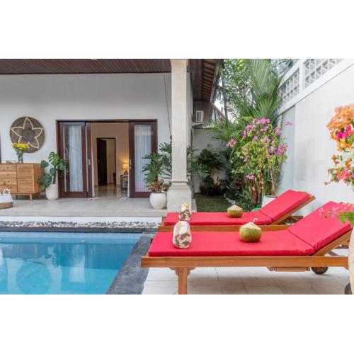 CASA MALEH 2BR lively villa in kayuaya seminyak