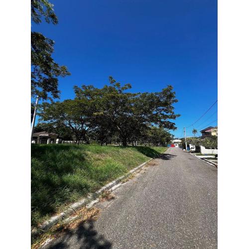 casa moderna y campestre con piscina y patio serca a la playa