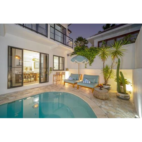 Casa Solace - New! Sparkling villa in the heart of Berawa or Canggu