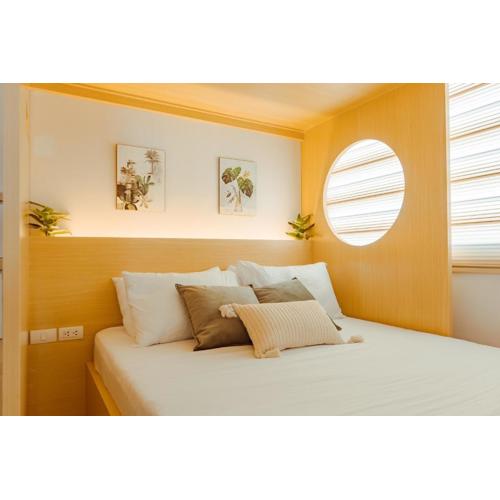 Casa Solaeice Fully Furnished 1BR with Balcony - Sleeps 4 in Casa Mira Mandaue