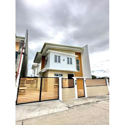 Casa VLOM Staycation