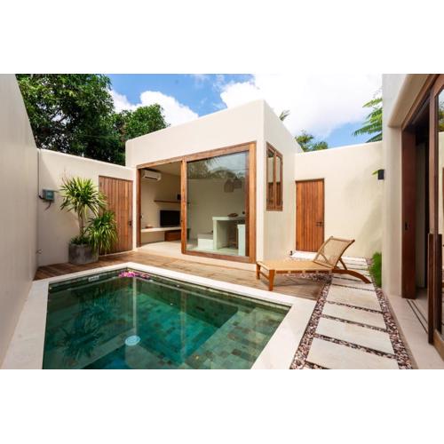Casa Wayan Made, private pool villa in central Bingin