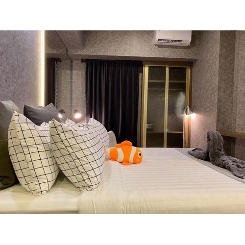 Casanty at Benson Apartment