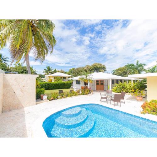 Casati Family House, Great Pool Garden