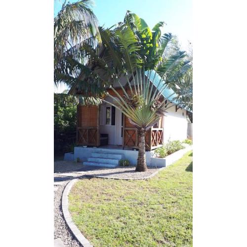 CASE CREOLE INDEPENDANTE PROCHE MER