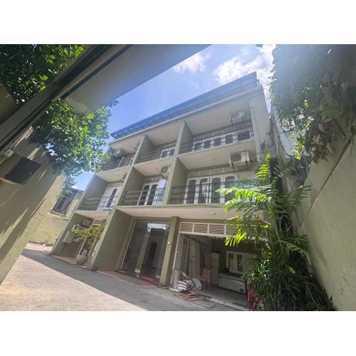 卡斯特华人酒店 Castle Hotel