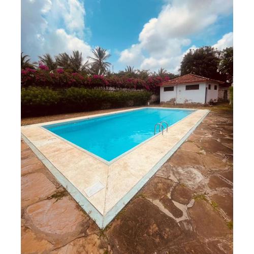 Casuarina road 2 bedroom apartment