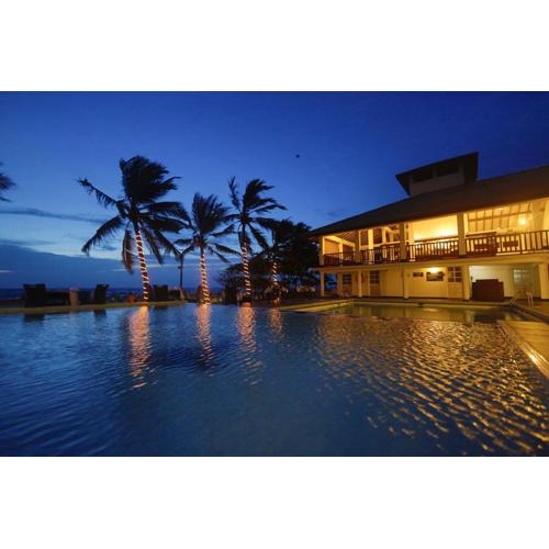 Catamaran Beach Hotel