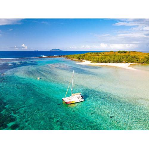 Catamaran Z'ile cruise