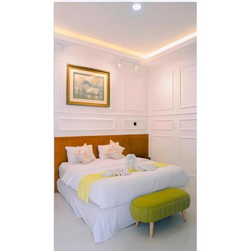 CBG Inn and Villas Solo