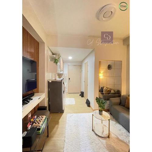 CD Staycation - Unit 4 at Trees Residences