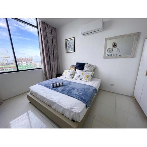 Cebu Aviner(water Front)