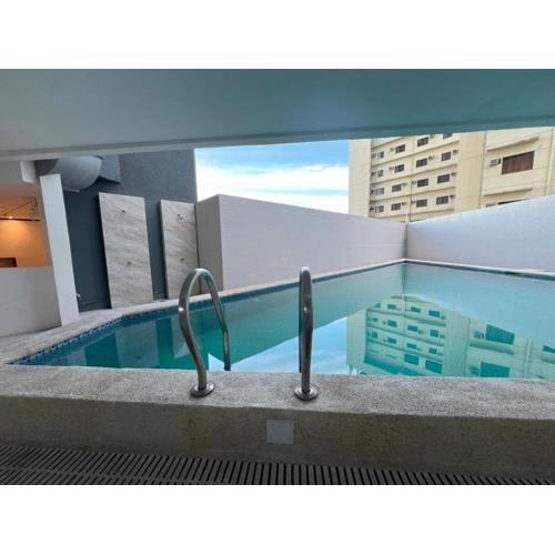 Cebu City Condo Cityscape Grand Tower Ayala center