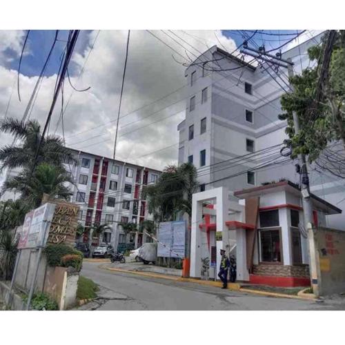 Cebu City Studio Condo Unit-WIFI-A/C-Hot Shower-(U302)