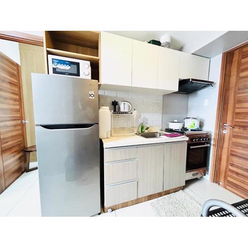 Cebu Horizons 101 by P&J