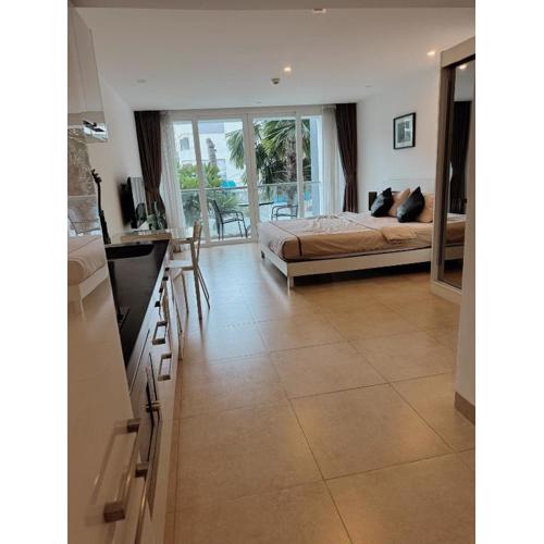 Centara Avenue Residences 1 bedroom Pattaya Center near walking street