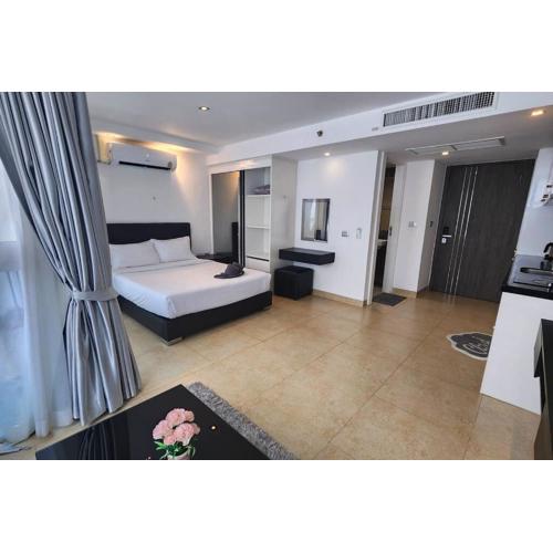 Centara avenue Residences B65