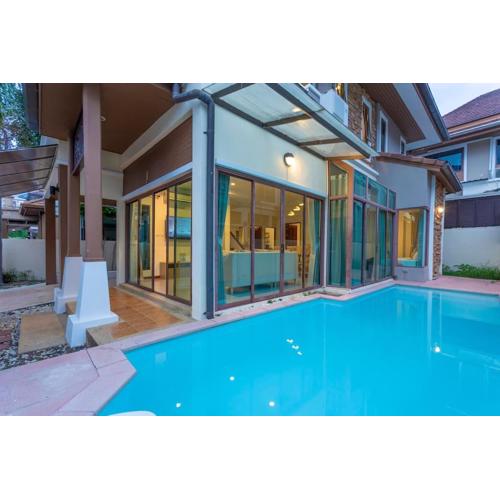 Center Stay from Patong Bangla Walking Street V107