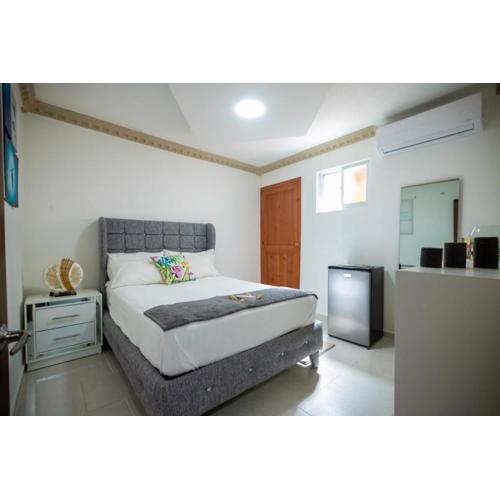 Central 1bd and Bth with common Picuzzi