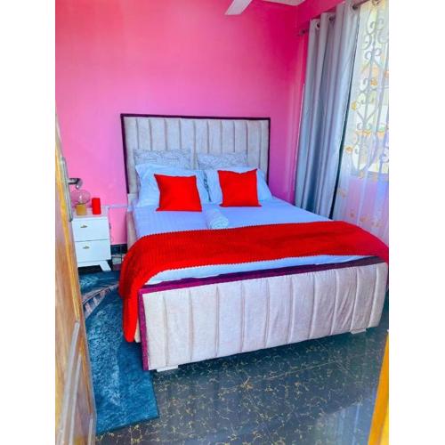 Central Beautiful & peaceful Private bedroom AC, Very fast WiFi