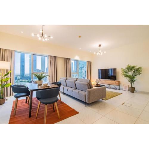 Central Park Tower DIFC - 10 Minutes Walk to Metro - Spacious 1BDR