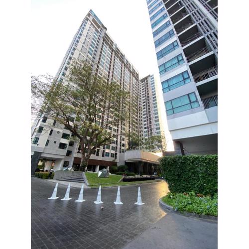 Central Room - Roof Top Pool