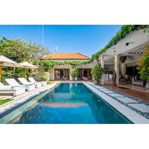 Central Seminyak Villa Martini