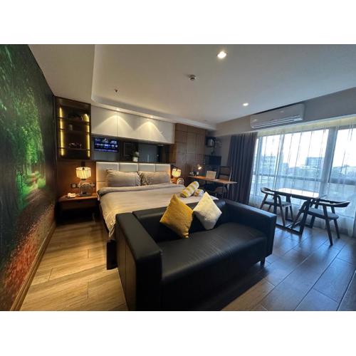 Centrally located Premium Studio