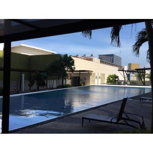 Centrio Budget Amenity Flr GFiber Internet with balcony by Ayala