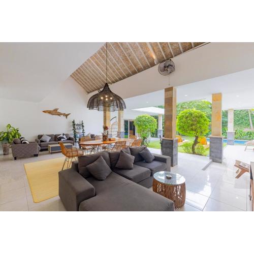 Cezanne Villa by Betterplace