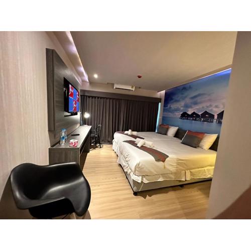 Cha-am , Pool view ,Twin bed room , near cha-am beach south