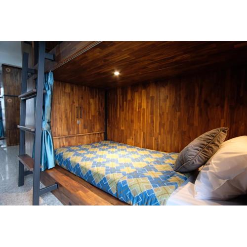 Cha Li's Family Hotel&Hostel