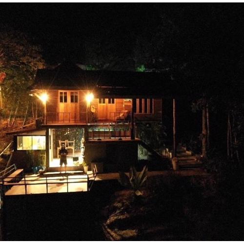 Chakerpor wood house