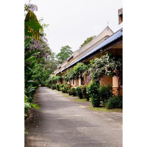 Chalet De Palm Resort ปาล์มชาเล่ต์ รีสอร์ท