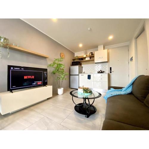 Chalong - Seaview Serenity 1BR Bliss -Rooftop Pool