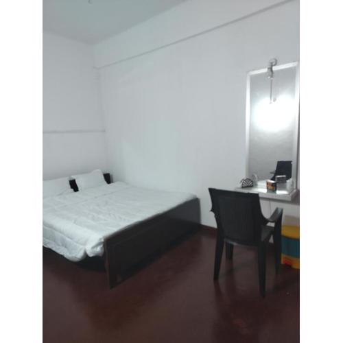 Chandima Guest House and Walkers Pub