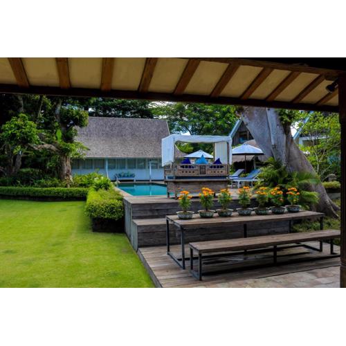 Chanteak Bali - White House 1