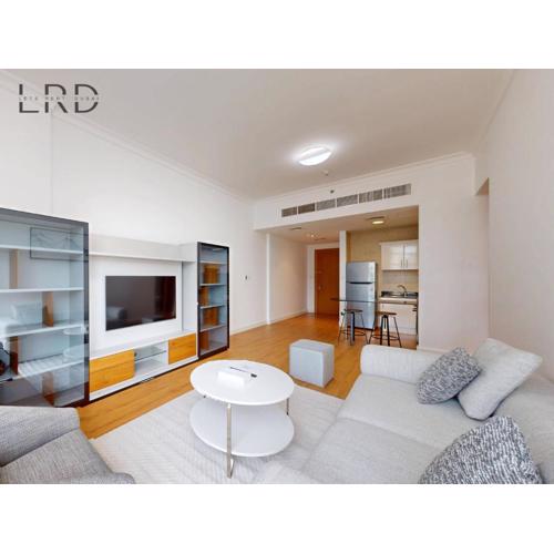 Charming 1BR Apartment with Canal View in Business Bay